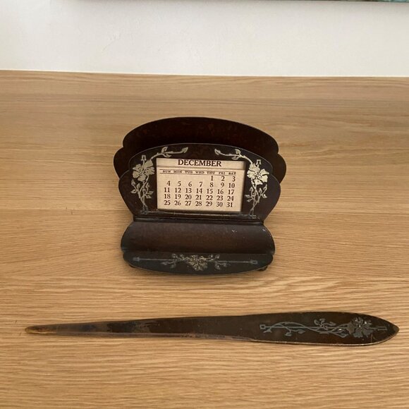 Vintage Heintz Metal Art Shop Letter Holder With Perpetual Calendar and Letter O - Picture 4 of 10